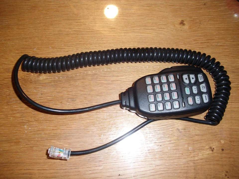 Handmikrofon mit Tasten - Bild 1 von 3