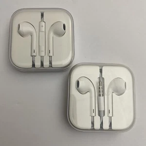 Original OEM Apple iPhone EarPods Wired 3.5mm Headset Earbud Headphones Lot Of 2 - Picture 1 of 2