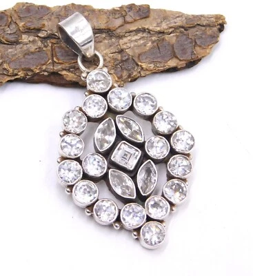 15.70 GM 925 Argento Sterling Sintetico Bianco C.Z.Taglio Pietra Mano Ciondolo - Immagine 1 di 4