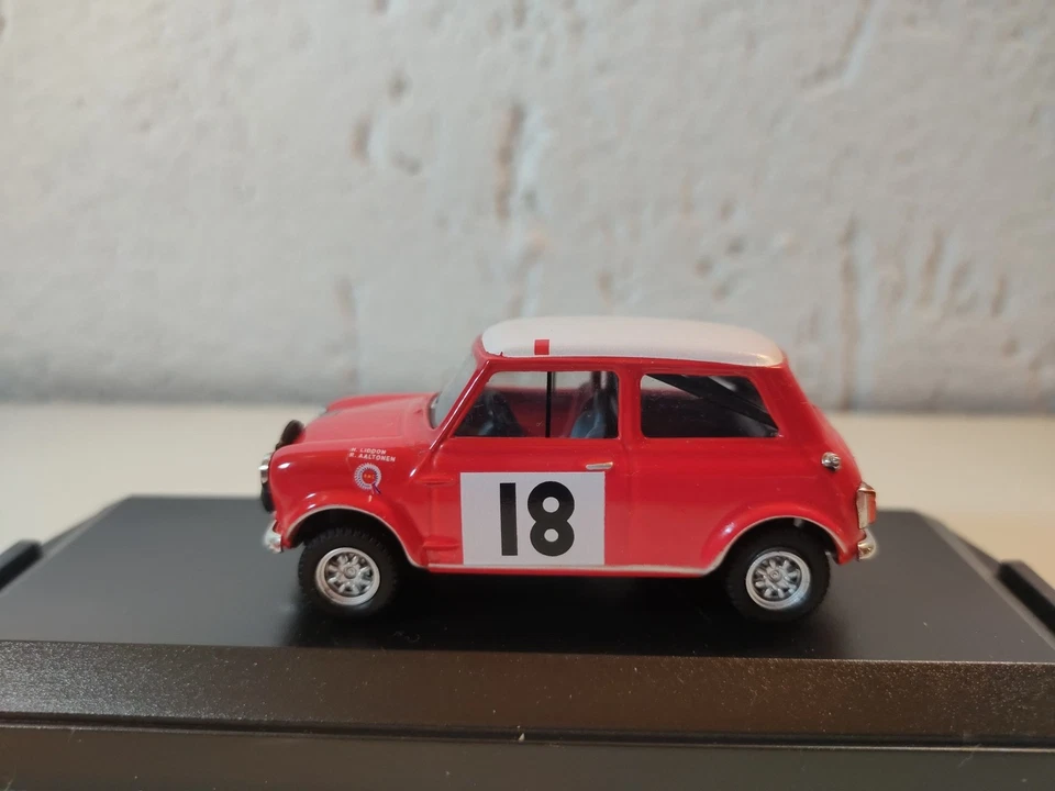 Morris Cooper S Rallye Monte Carlo 1968 1/43 Vitesse Cod. L067 Limited Edition - Immagine 1 di 4