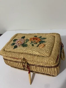 Vintage Wicker Sewing Basket Caddy Retro Boho Floral Handwoven - Picture 1 of 9