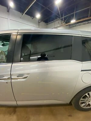 Used Rear Left Door Assembly Rear Side fits: 2013 Honda Odyssey w/power sliding Foto 1 de 4