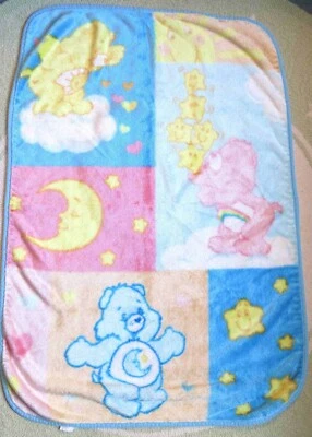 Care Bears Pastel Grueso Suave Acrílico Cuna Bebé Manta Tiro Seguridad Lovey En muy buen estado Foto 1 de 3