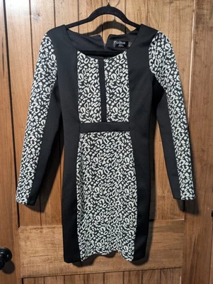 Vestido para mujer GUESS negro estampado de leopardo manga larga talla 2 Foto 1 de 4