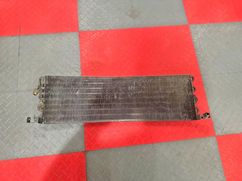 Original 1972 Porsche 911 rear deck lid mounted condenser - TESTED - Image 1 of 4