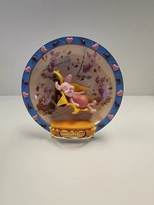 Winnie The Pooh 100 Acre Days Some Days You Could Use A Little Lift Plate Piglet - Picture 1 of 2