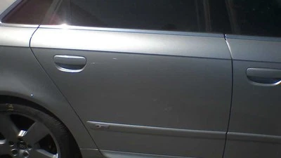 Puerta trasera derecha pasajero sedán se adapta 05-08 AUDI A4 264261 Foto 1 de 4