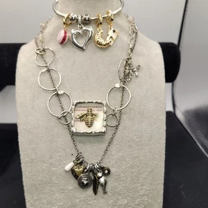 Lote de Dijes, Gargantilla de Abeja 15", Dije Collar 18", Dije Pulsera Brazalete 2"1/4"  - Imagen 1 de 10