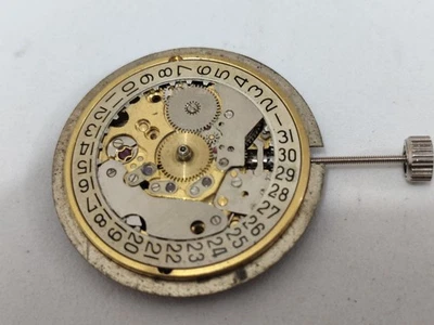 ENICAR AUTOMATIC MOVEMENT CAL NO.AR-1009 DATE ON-3 CROWN AT-3 O'CLOCK A-284 - Image 1 of 4