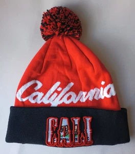 Gorro California Rojo Tejido Pom Puños Bordado Cali Oso Logo Envío RÁPIDO - Imagen 1 de 10