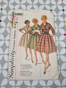 Simplicity Sewing Pattern 3580 Misses Vintage 1950's Dress in proportioned sizes - Picture 1 of 4