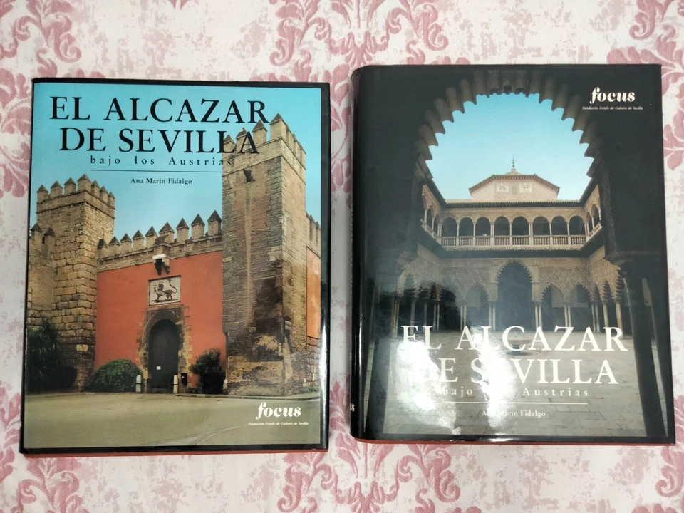 COLECCIÓN 2 LIBROS EL ALCAZAR DE SEVILLA BAJO LOS AUSTRIAS. Tapa dura (1990) - Imagen 1 de 4