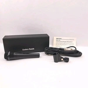 Radio Shack Unidirectional Dynamic Microphone Black w/ Case Vintage Tested - Picture 1 of 17