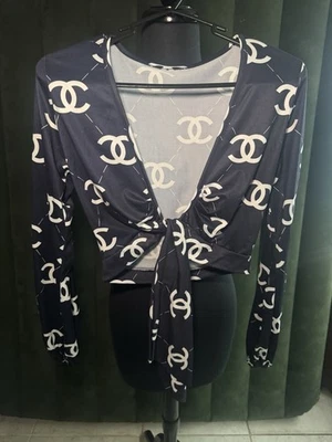 crop top chanel Foto 1 de 2