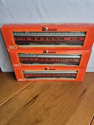 Rivarossi HO 2679 2680 2681 Chicago & Alton Pullman Diner & Cafe Observation car - Image 1 of 4