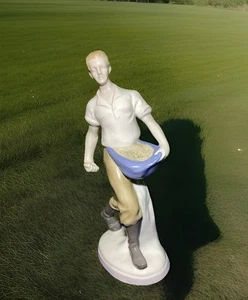Estatuilla de porcelana vintage Carl Scheidig “El sembrador”, granjero/granjero - Imagen 1 de 11