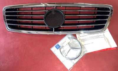 Rejilla de radiador Schatz / MBZ con MBZ Star - 2201044 / 170-888-00-86 -Para MBZ 98-04 Foto 1 de 4