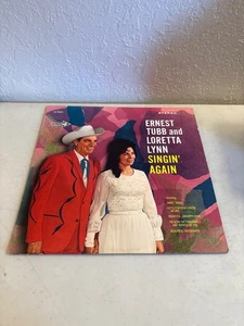 ERNEST TUBB AND LORETTA LYNN SINGIN' AGAIN VINYL RECORD LP AUTOGRAPHED COVER VG+ - Picture 1 of 4