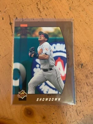 2005 Donruss Team Heroes Showdown Bronze (#'d/100) - #46 Luis Matos - Image 1 of 2