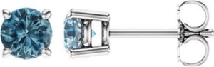 Pendientes de topacio azul cielo en oro blanco de 14K (5,0 mm) - Imagen 1 de 1