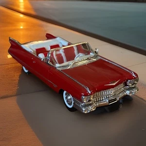 ✨1959 ROJO🔥Cadillac Serie 62🔥Modelo SS-6710 ⭐️Escala 1:34✨Neumáticos de goma✨Detallados - Imagen 1 de 6