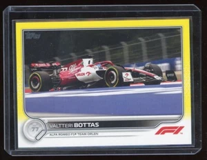 Coche Valtteri Bottas 2022 Topps Fórmula 1 amarillo #125 - Imagen 1 de 2