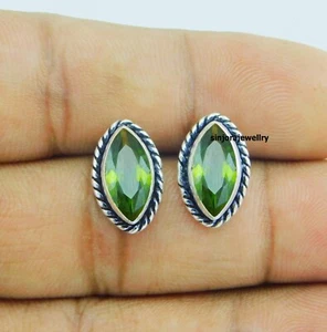 Peridot Gemstone 925 sterling silver handmade Stud Earrings - Picture 1 of 4
