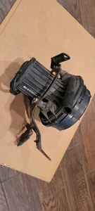 2001 -2002 SATURN SL2 SL1 SC2 SC1 SECONDARY AIR INJECTION PUMP ( SMOG ) - Picture 1 of 4