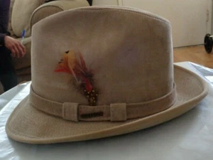 NOS 50's STETSON Khaki Suede 1-7/8" Snap Brim 5" Crown 3 Feathers ROCKABILLY 7 - Picture 1 of 6