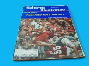 1965 Frank Solich Nebraska Cornhuskers Sports Illustrated 9/20 - Picture 1 of 1