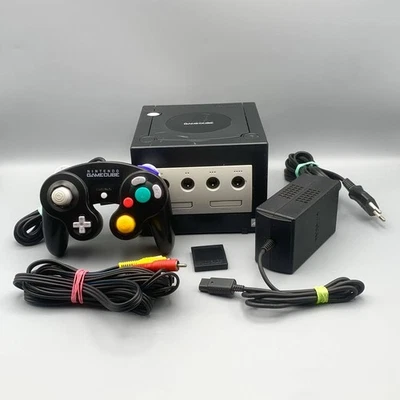 Console NINTENDO GAMECUBE NERO con CONTROLLER CAVI e MEMORY - PAL EUR - Immagine 1 di 4