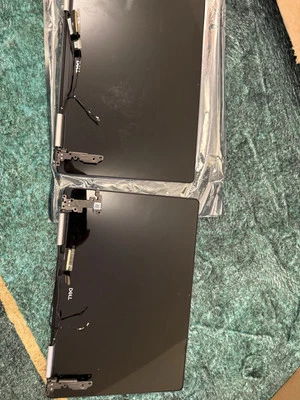 2 laptops Dell Inspirion 13 7386 For Parts - Image 1 of 3