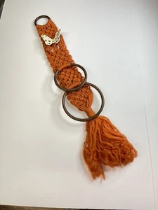 Macrame towel holder rust colored very frayed bottom threads - Picture 1 of 10