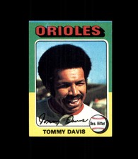 1975 Topps #564 Tommy Davis BALTIMORE ORIOLES EX-MT
