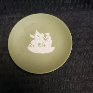 Vintage Wedgwood Green Jasperware Plate 4 1/8" - Picture 1 of 4