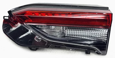 Lámpara trasera LED lateral derecha del pasajero OEM para Toyota Rav4 2019-2025 81580-0R060 Foto 1 de 2