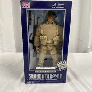Soldiers of the World 1998 - British Gunner1:6 - WWII 1941-1945 New Unopened - Picture 1 of 3