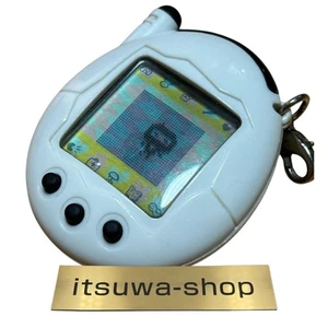 Celebrate Mobile Phone Kai Two! Tamagotchi Plus Seven-Eleven Exclusive BANDAI - Picture 1 of 4