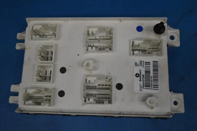 2014 DODGE CARREGADOR CONTROLE DE ESTABILIDADE CORPORAL BCM CBX OEM 68226575AB - Imagem 1 de 4