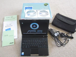 Asus Eee PC 900 Netbook, Celeron 900 MHz, 1 GB RAM, 20 GB SSD - Picture 1 of 16