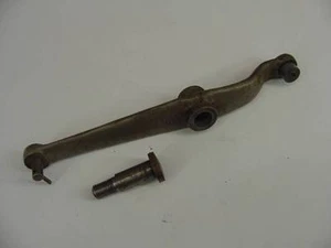 Singer 29-4 Part - 8613 Shuttle Driving Lever - Picture 1 of 1