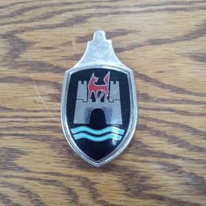 Volkswagen Wolfsburg Crest Emblem - Authentic K. SCHWAGER PFORZHEIM Germany - Picture 1 of 3