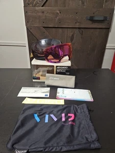 Giro Artikel Wintersportbrille Erwachsene schwarz Wortmarke mit lebendigen Glutgläsern  - Bild 1 von 12