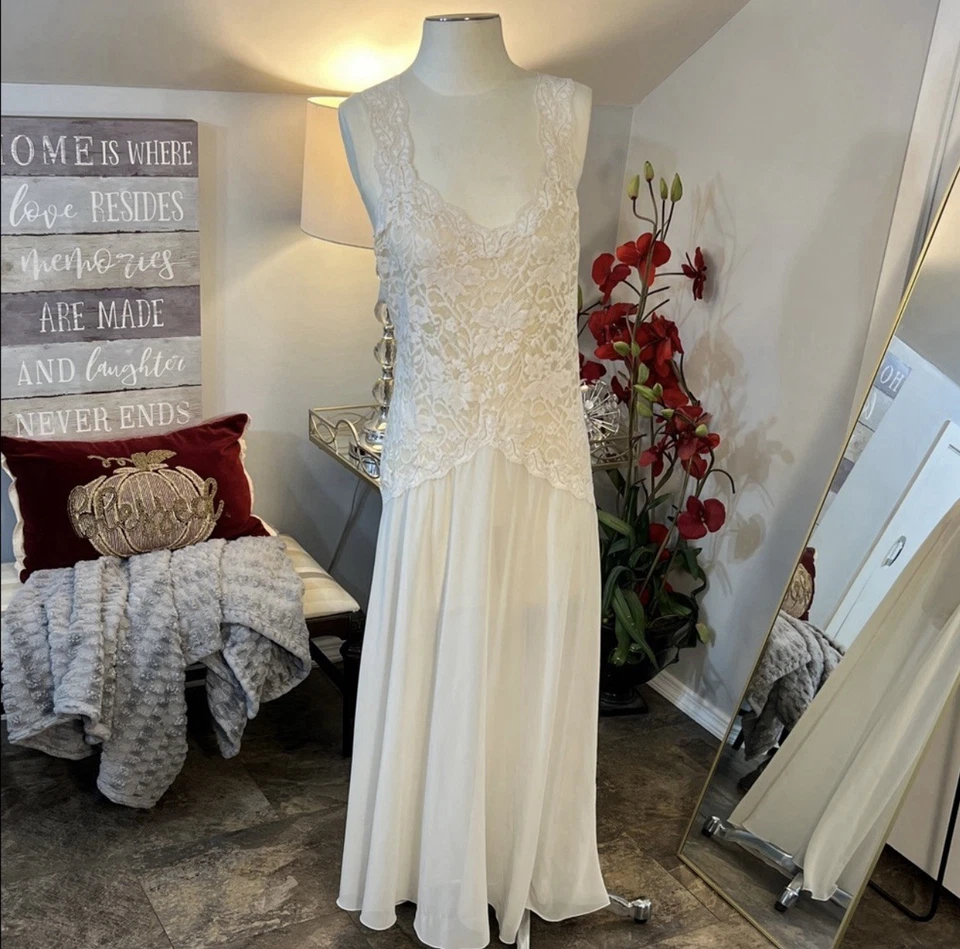 Vintage Victoria Secret Lace and Sheer Lingerie Nightgown Bridal Boudoir Size L - Image 1 of 4