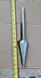 NOS LOWER HOOD ORNAMENT FOR ALL 1940 HUDSON COMMODORE CARS 40 - Picture 1 of 5