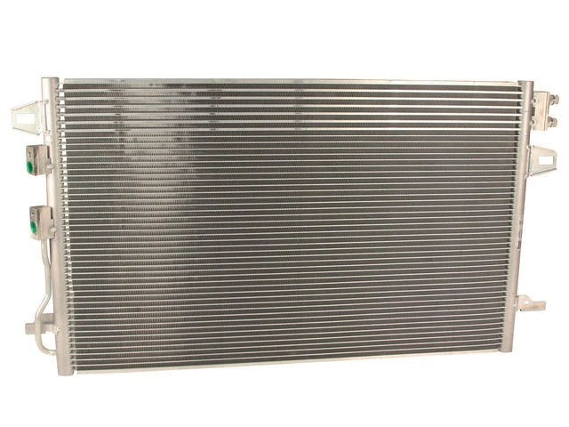 Condensador A/C Nissens 93WS95C compatível com 2005-2007 Chrysler Town Country - Imagem 1 de 1