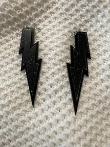 Ohrringe 80’s Black Lightening Bolt  - Bild 1 von 7