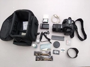 Used DSLR Camera Bundle: Olympus E-3 Body with Leica / Lumix 14-50mm Lens - Picture 1 of 9