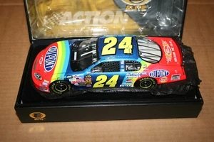 1/24 ELITE CHEVROLET MONTE CARLO JEFF GORDON 2004  RETRO RAINBOW NASCAR ACTION - Foto 1 di 10