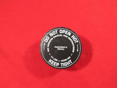 Dodge Ram Chrysler Jeep Radiador Refrigerante Depósito Botella TAPA TANQUE NUEVO OEM MOPAR Foto 1 de 4